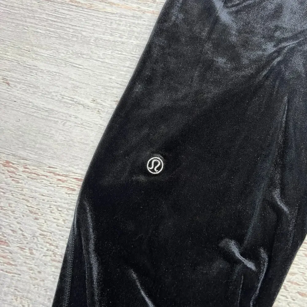 Lululemon Ready to Crush Velour Joggers SIZE 4 Black Plush Athleisure